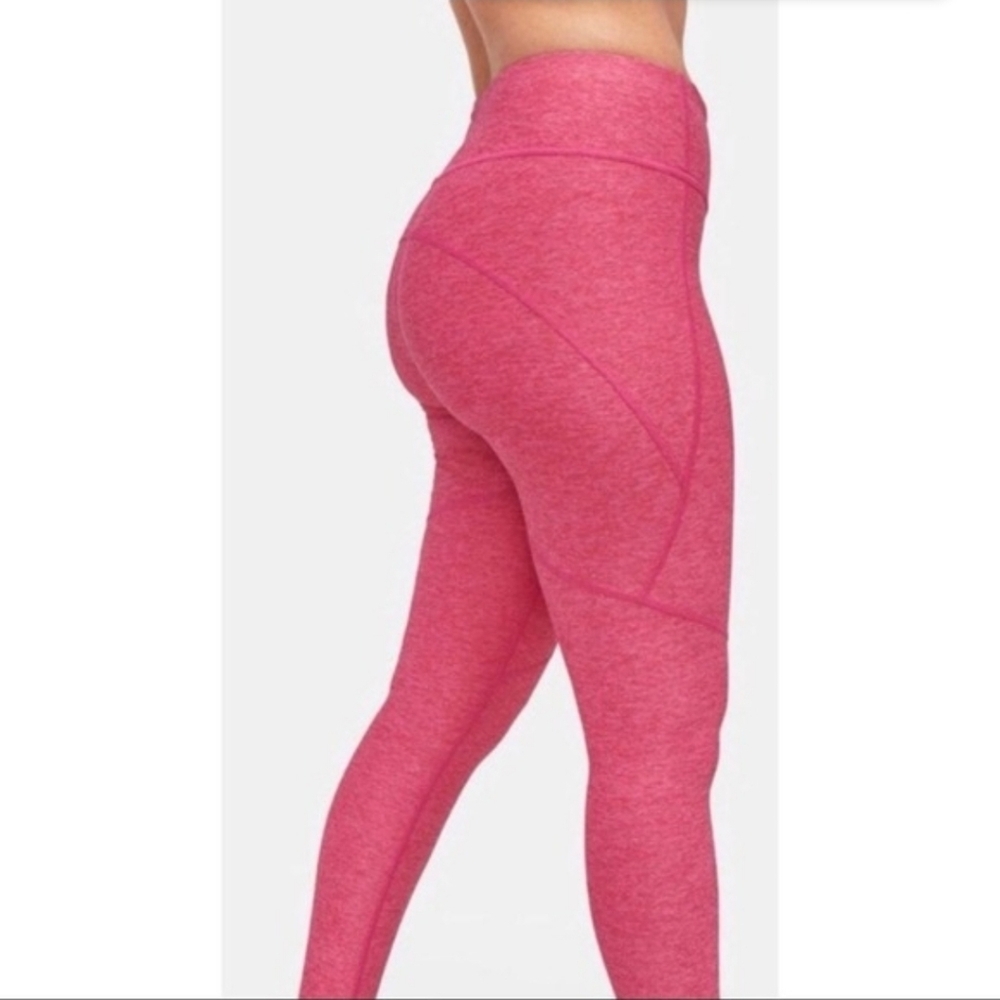 Outdoor Voices 3/4 Warm-Up Crop Leggings Flamingo Pink Size XS Workout Yoga EUC - Picture 6 of 9